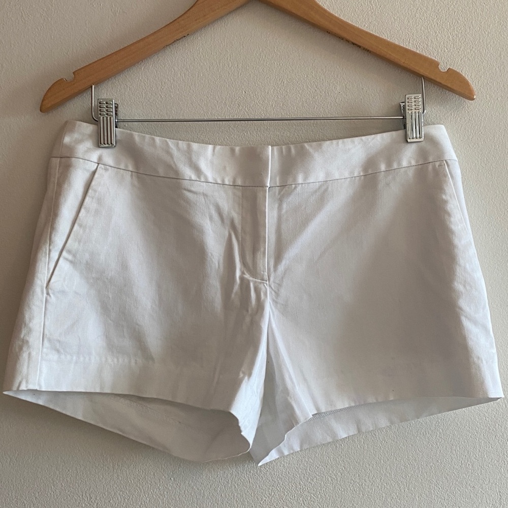 Express White Shorts Size 6